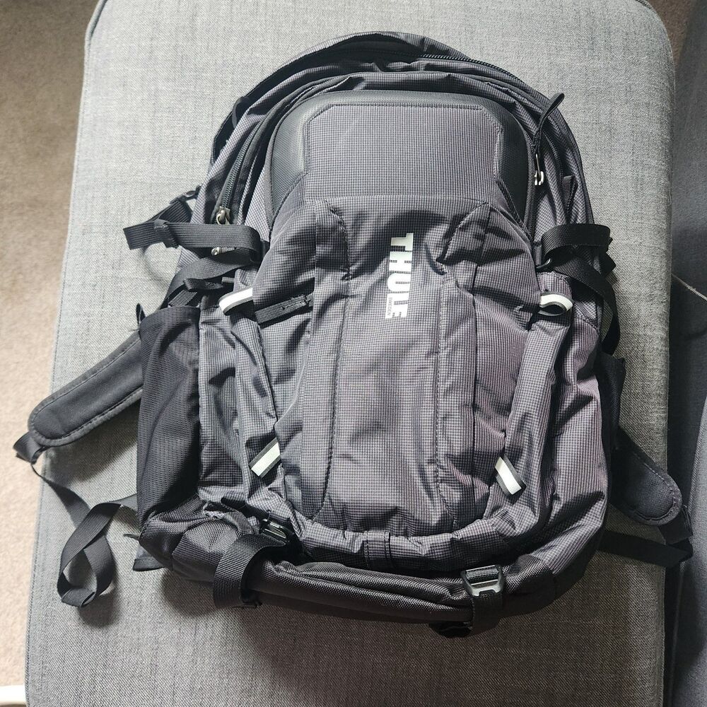 Thule EnRoute Escort 2 Daypack Multi Compartments w/Padded Laptop Pocket, 27 L *